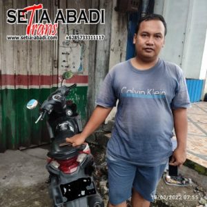 Rental/Sewa Motor Honda Beat Surabaya